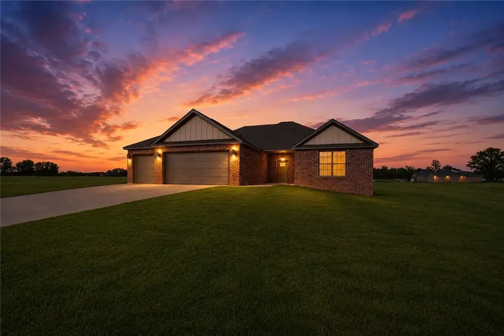 2550 Peterson Road, Gentry