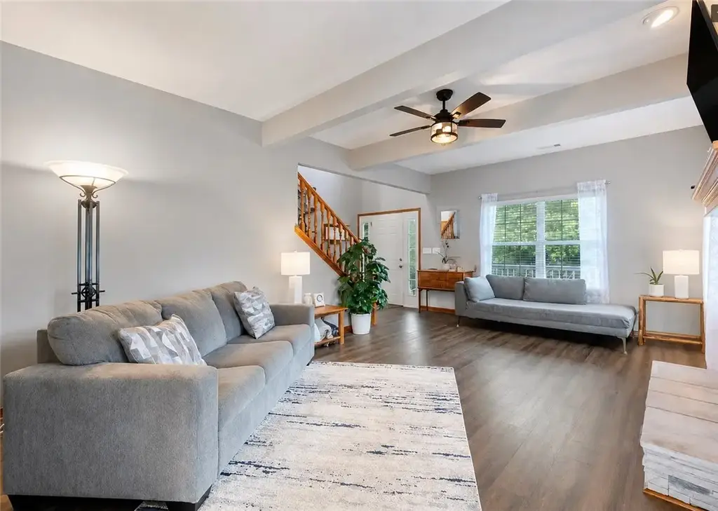 66 Lakeside Drive, Holiday Island