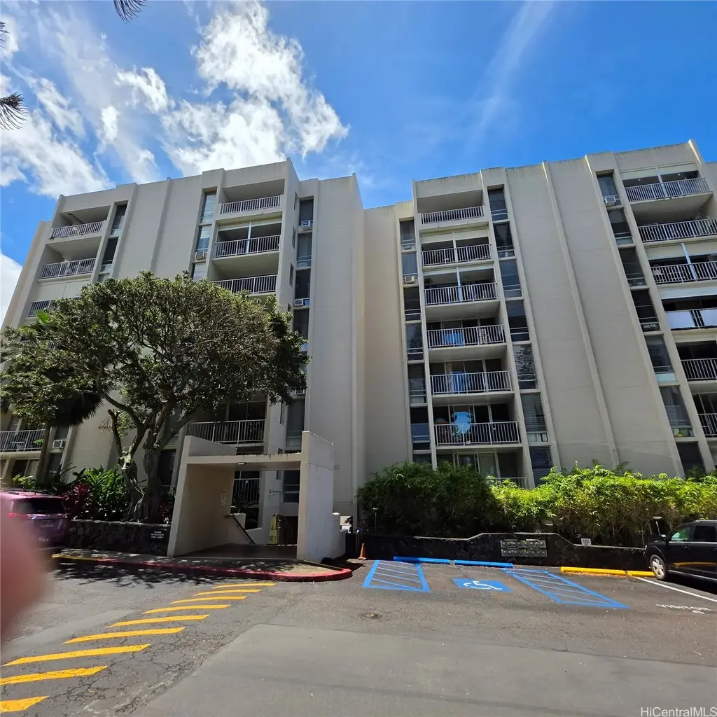 98-711 Iho Place # 3502, Aiea