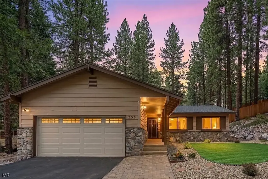 256 Mcfaul Way, Zephyr Cove