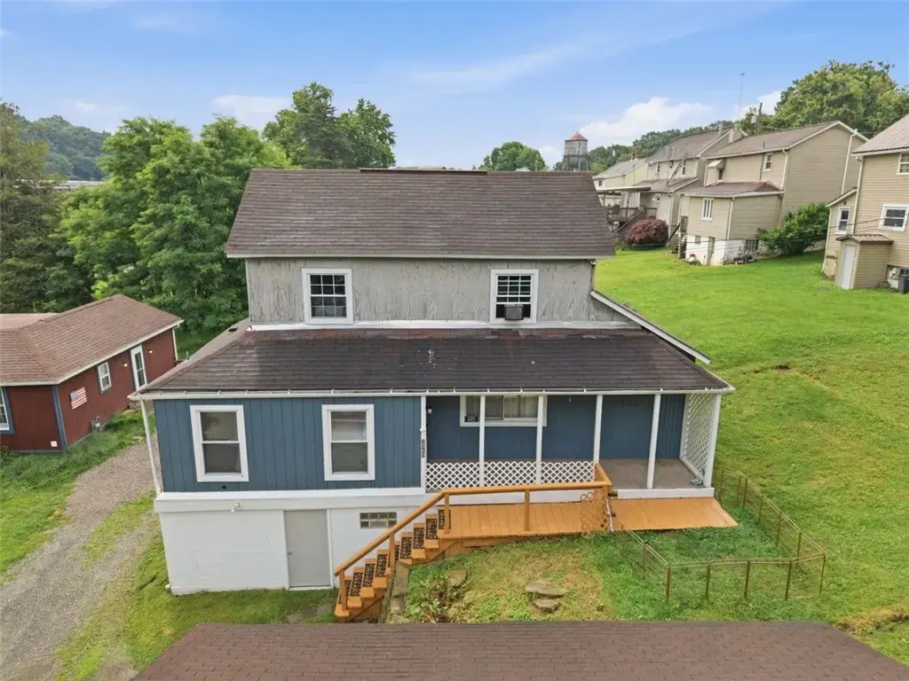 220 2nd Street , W Leechburg