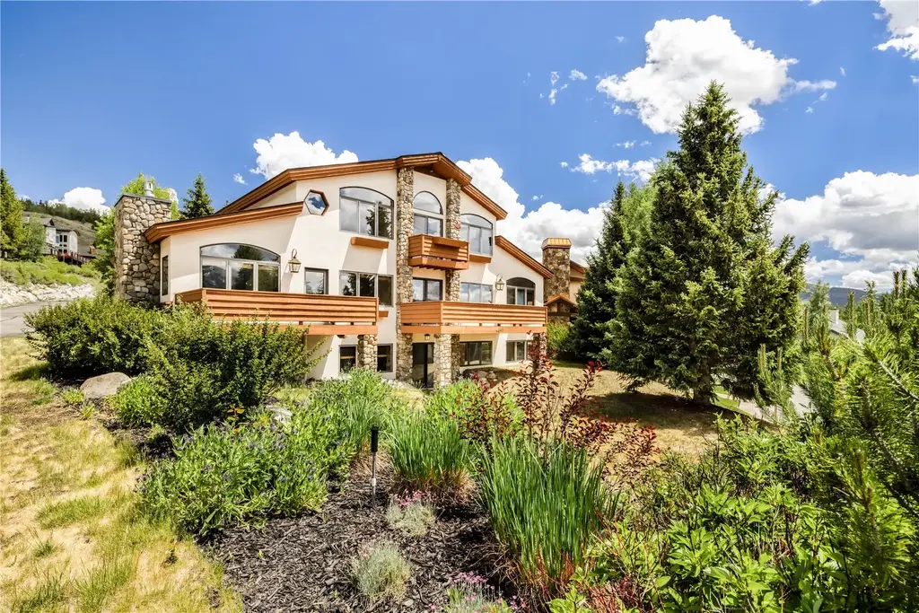 454 Ensign Drive A, Dillon