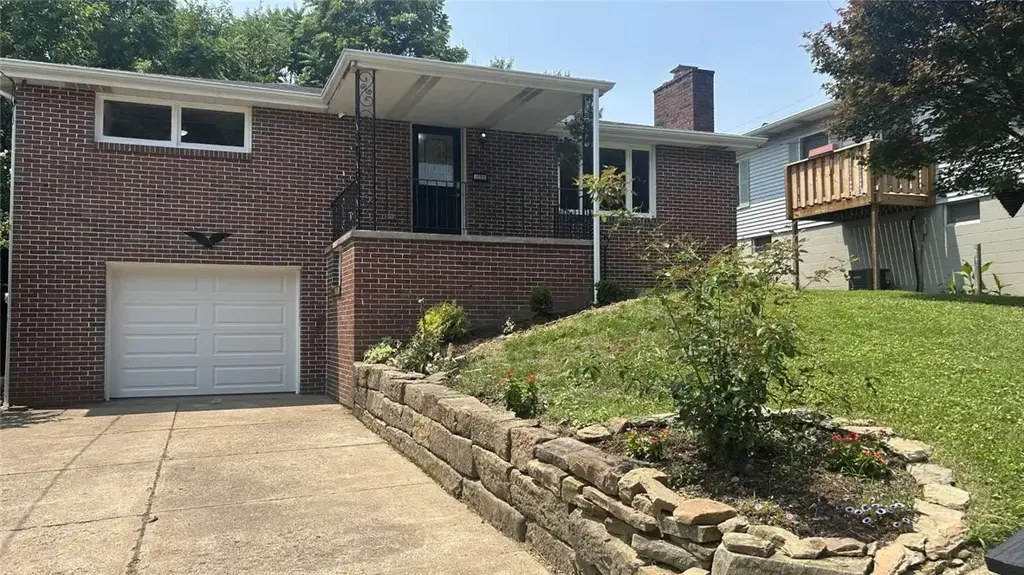 1735 Rebecca Street , New Kensington