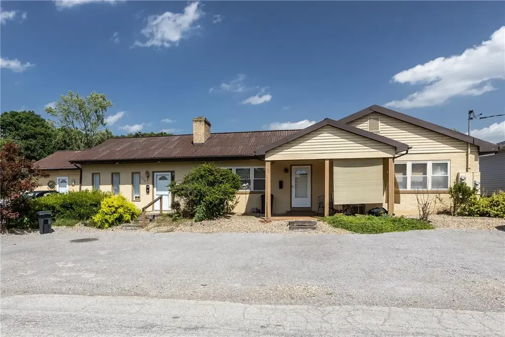 3700 49th Street, Pulaski