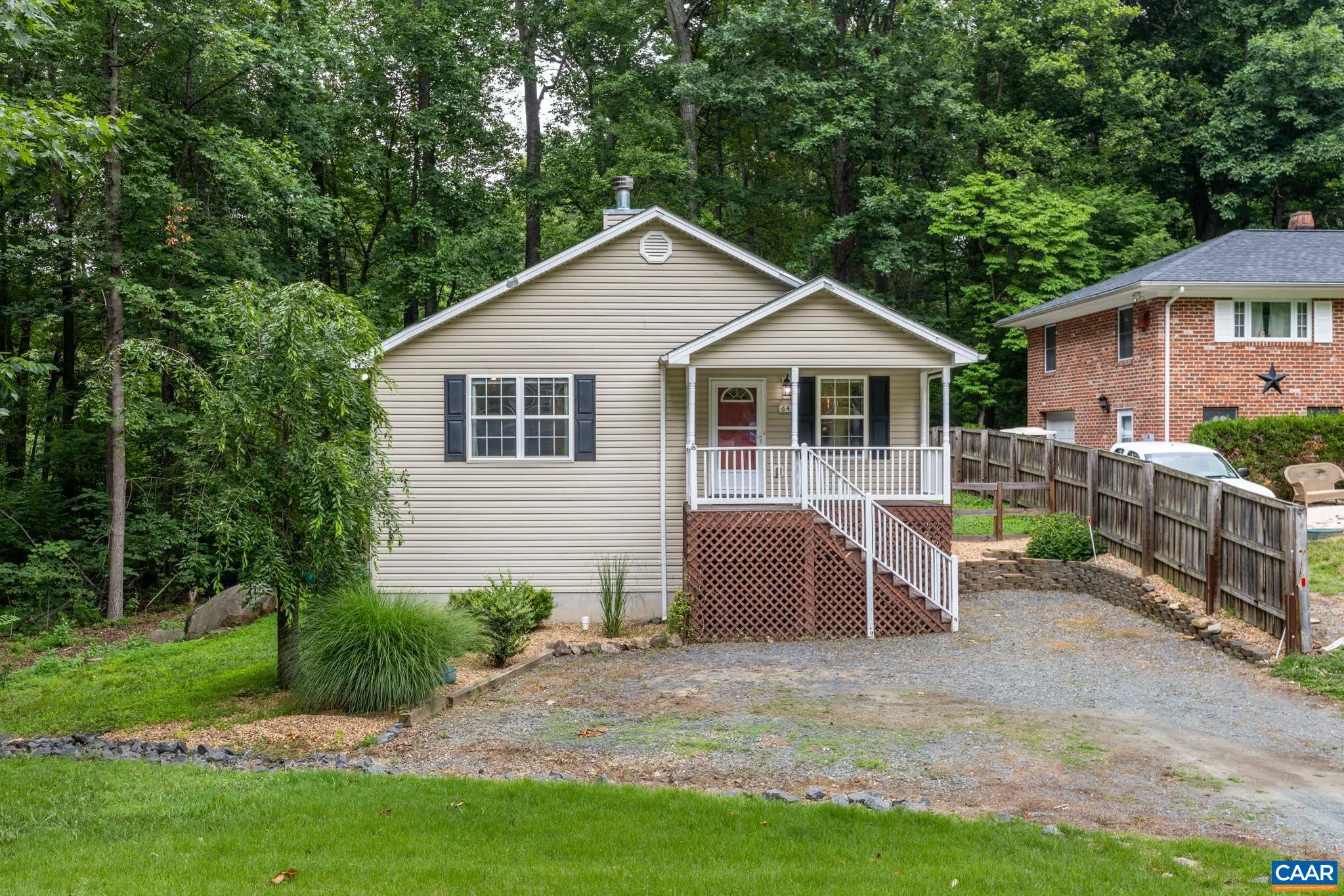 64 Ferndale Dr, Louisa