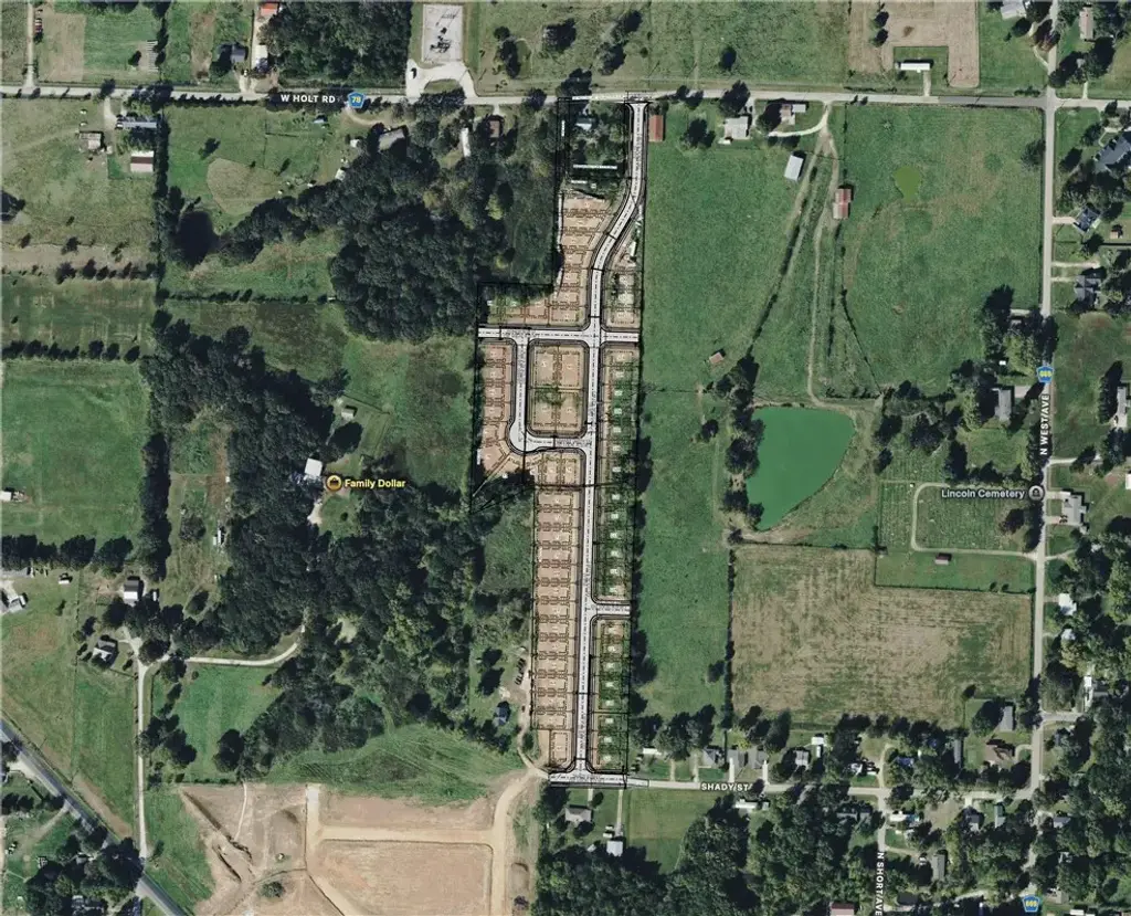 W Holt, Lincoln
