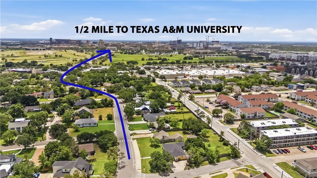 413 Walton Drive, College Station