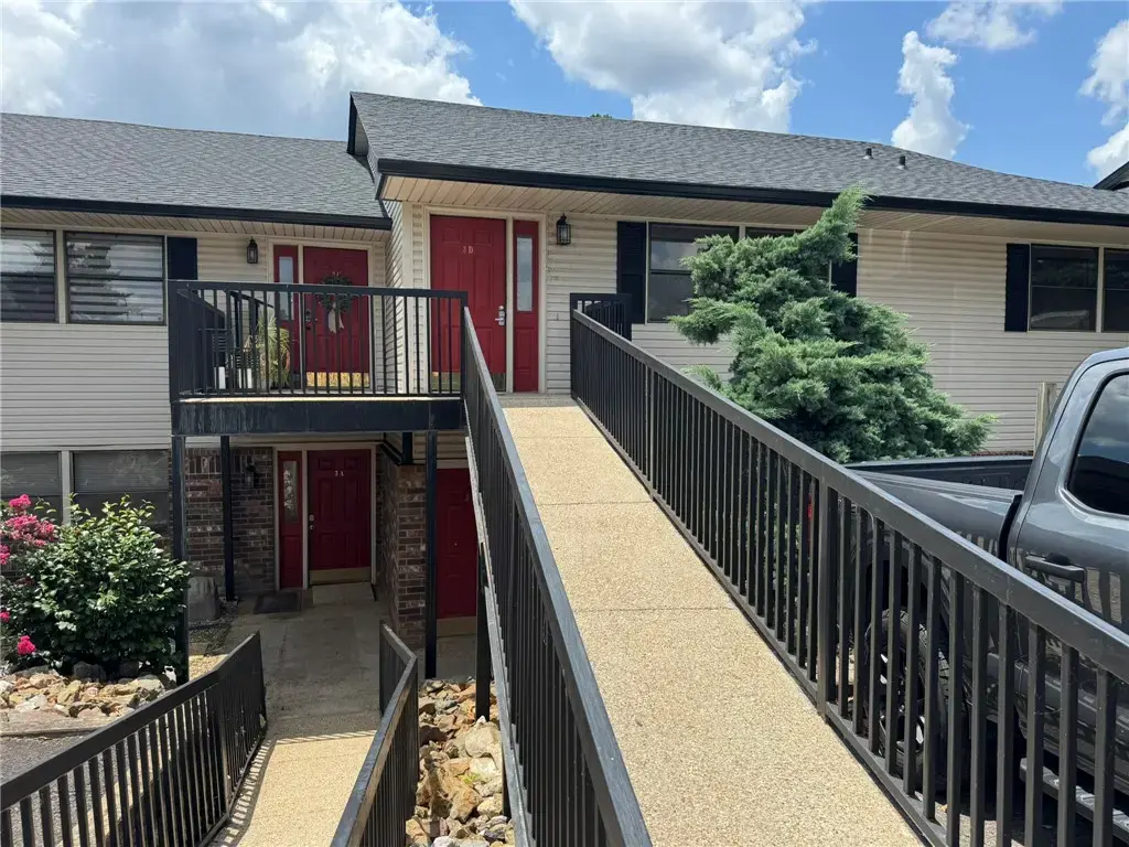 5371 Central Avenue 3d, Hot Springs