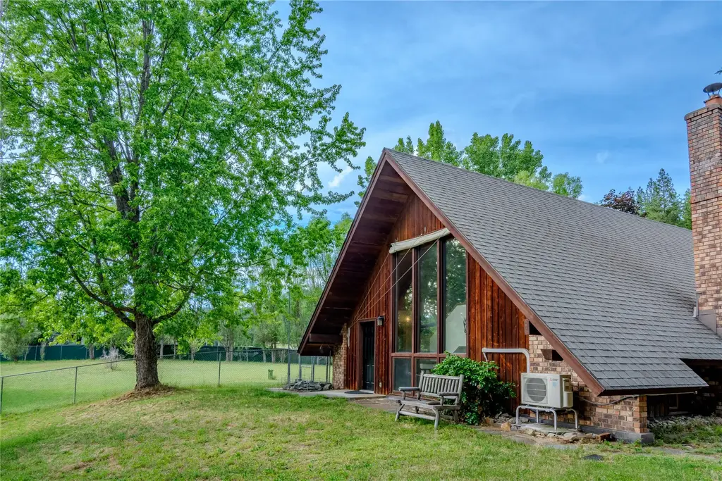 164 Cecil Drive, Troy