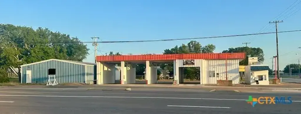 2530 E Main Street, Gatesville