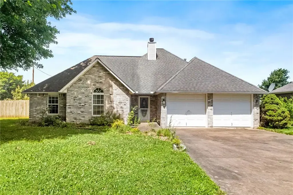 591 Bloomfield Street, Gentry