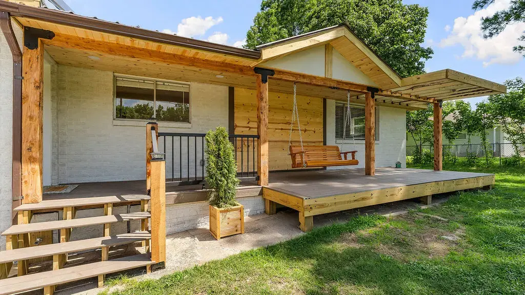 20908 Dawn Hill East Road, Gentry