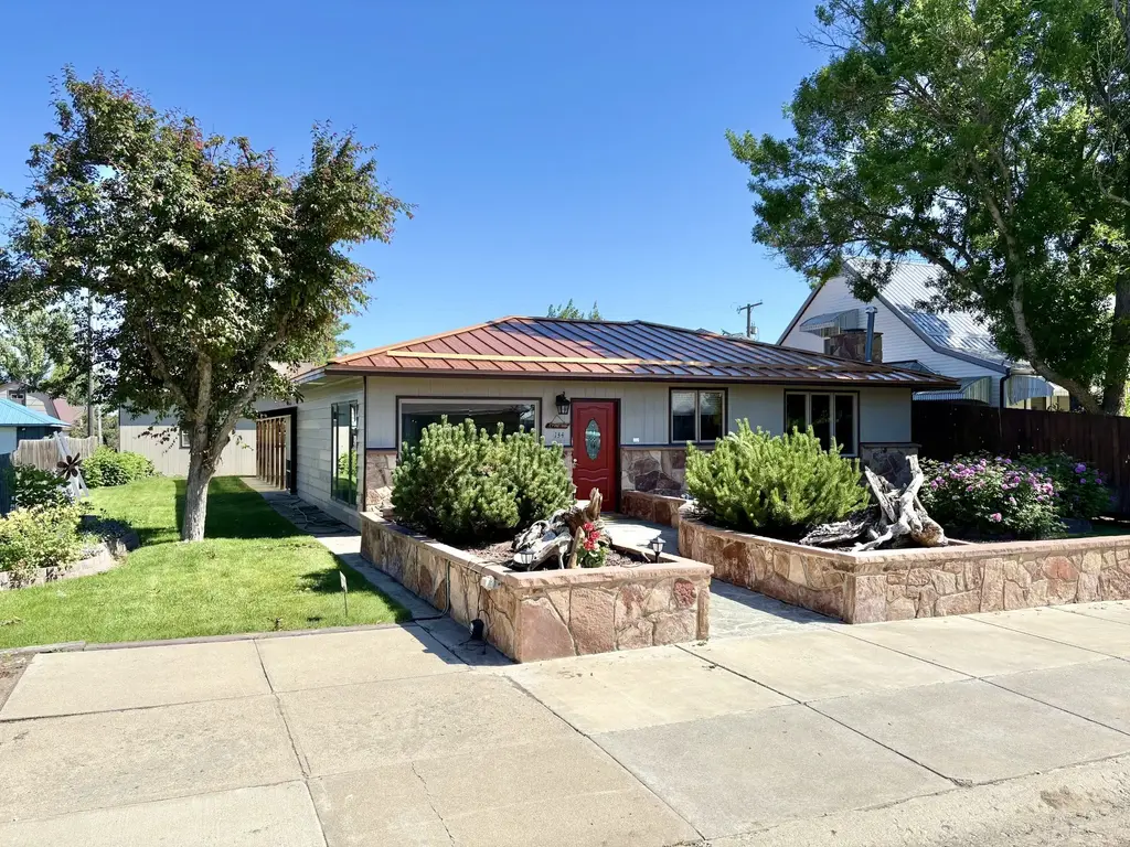 134 W Quincy Avenue, Chester