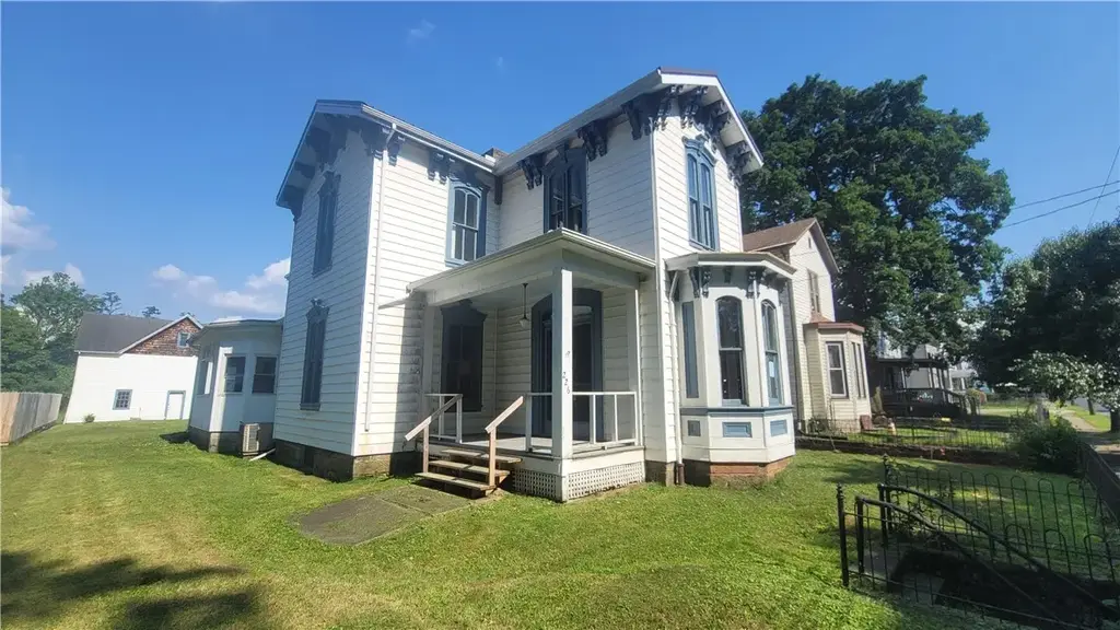 226 Walnut Street , Blairsville Area