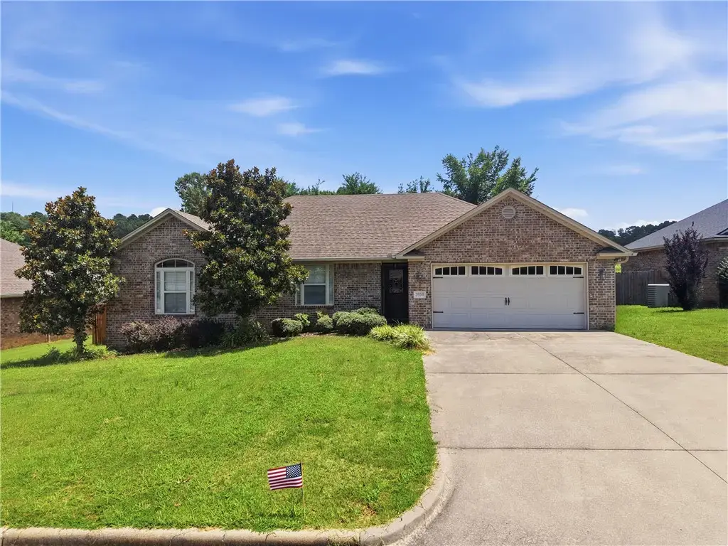 3958 Hemlock Lane, Russellville