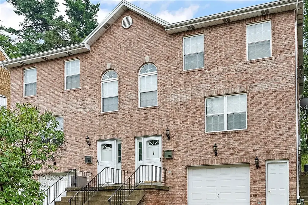 1006-1008 Middletown Road, Ingram