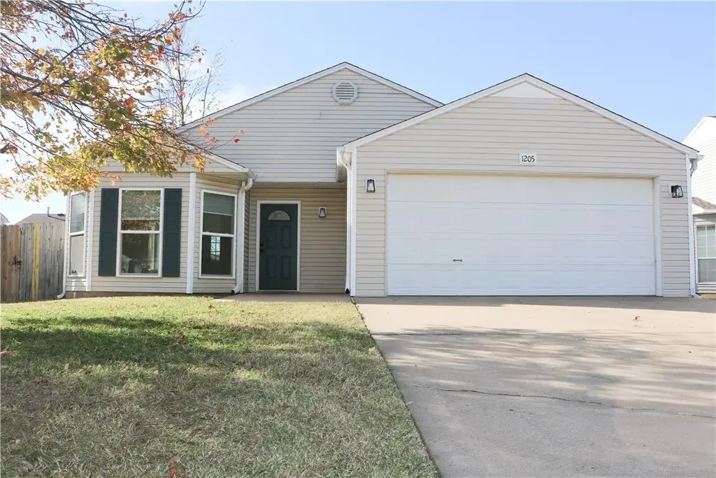 1205 Spring Street, Bentonville