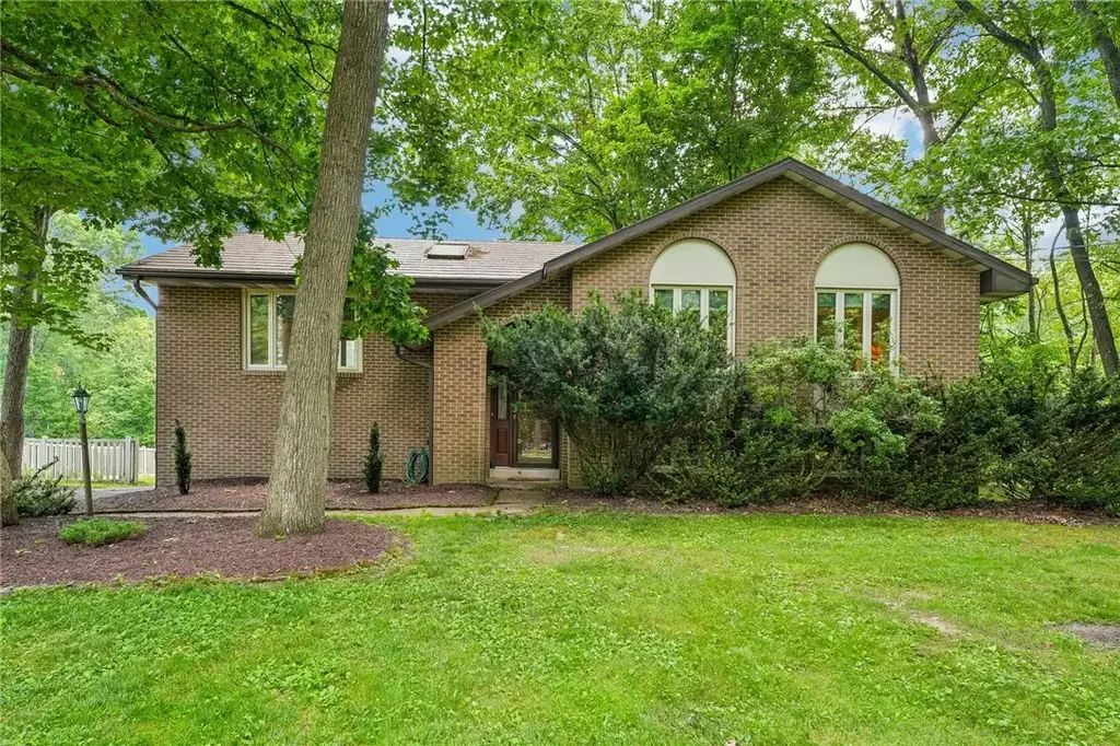 129 Green Forest Drive , Economy