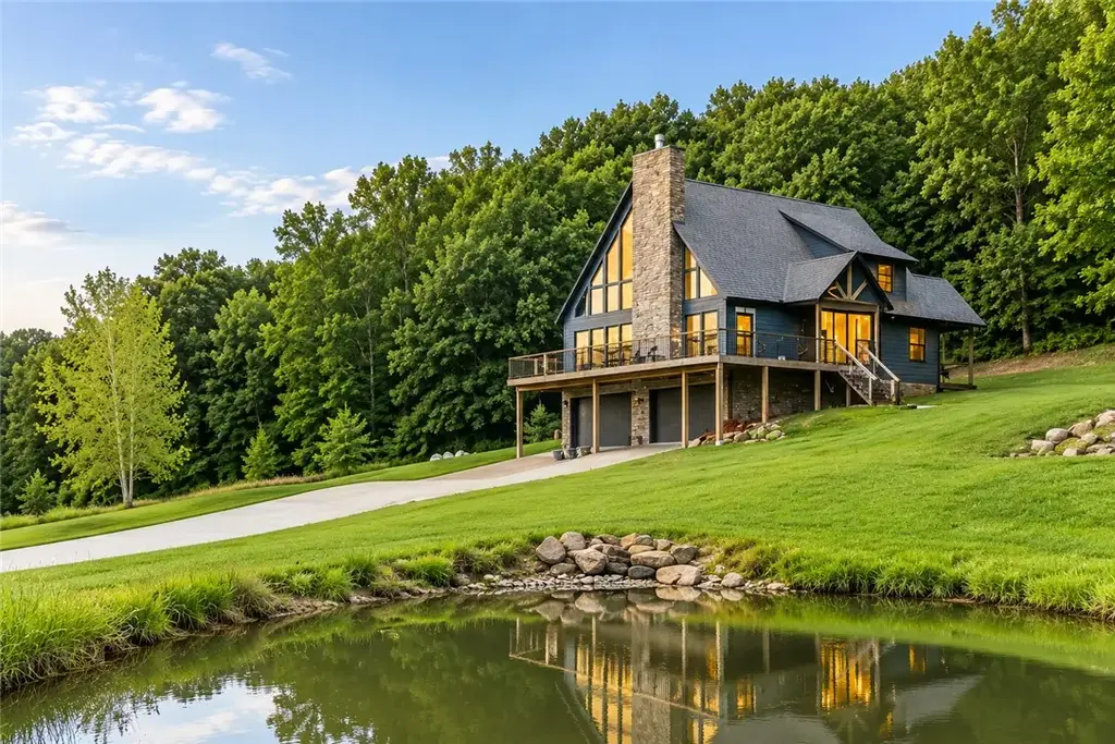 3787 Kessler Mountain Road, Fayetteville
