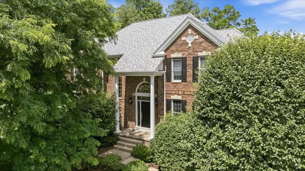 131 Alaqua Drive, Ohio