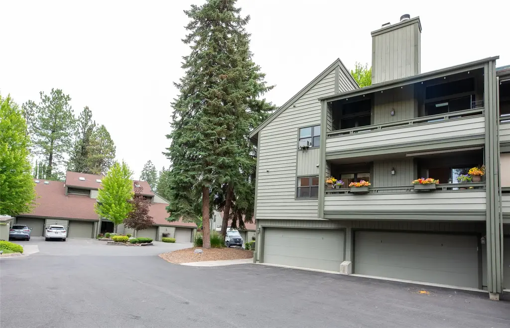 270 Bridge Street 2, Bigfork