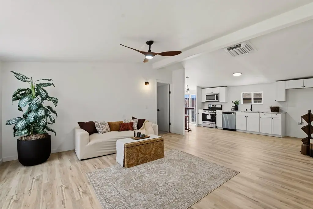 2818 John Street Se, Albuquerque