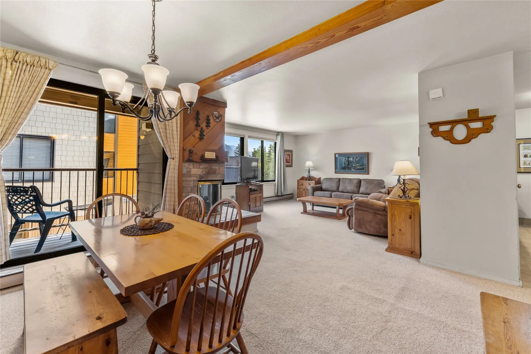 166 Argentine Court 1433, Keystone