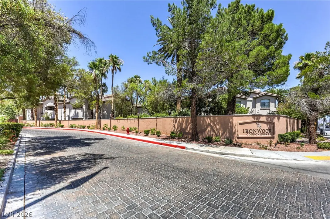 101 Breezy Tree Court 203, Las Vegas