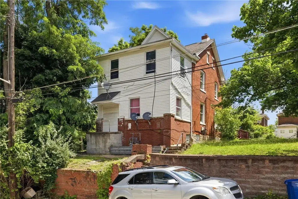 1305 Methyl Street, Beechview