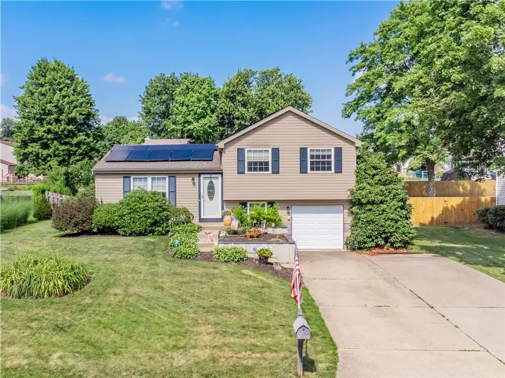 404 Anna Marie Drive , Cranberry