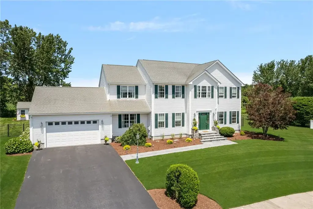 279 Alpine Estates Dr, Cranston