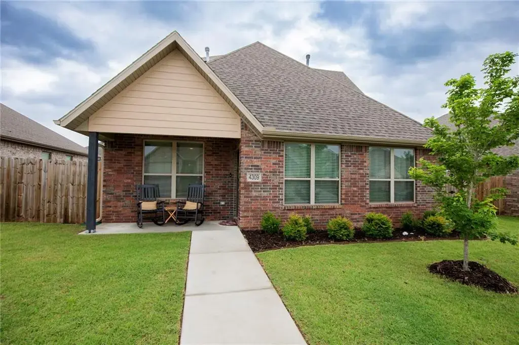 4309 Sw Pawhuska Street, Bentonville