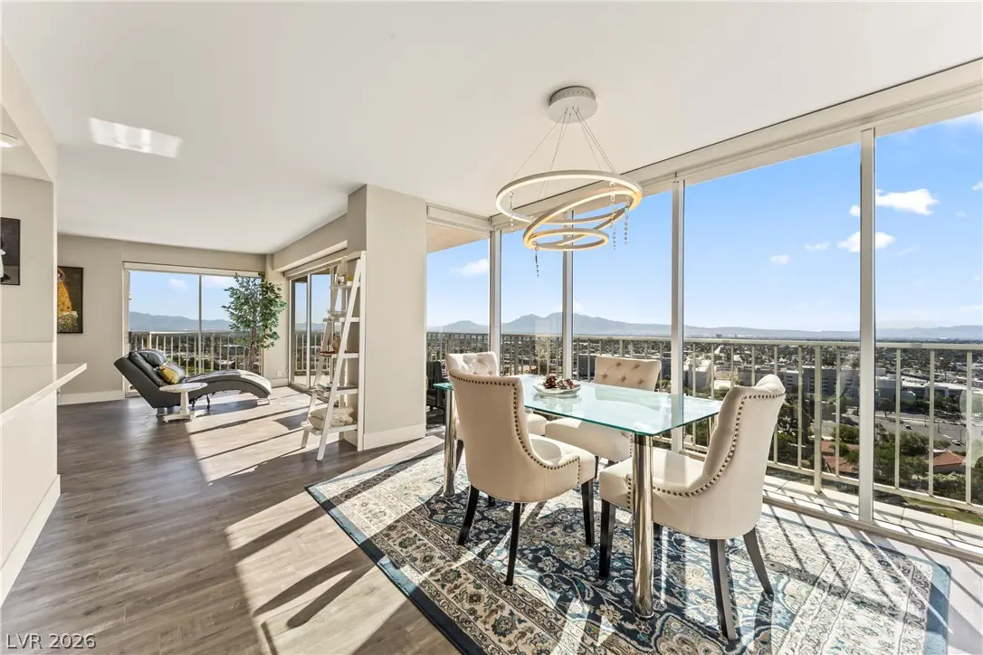 3111 Bel Air Drive 21f, Las Vegas