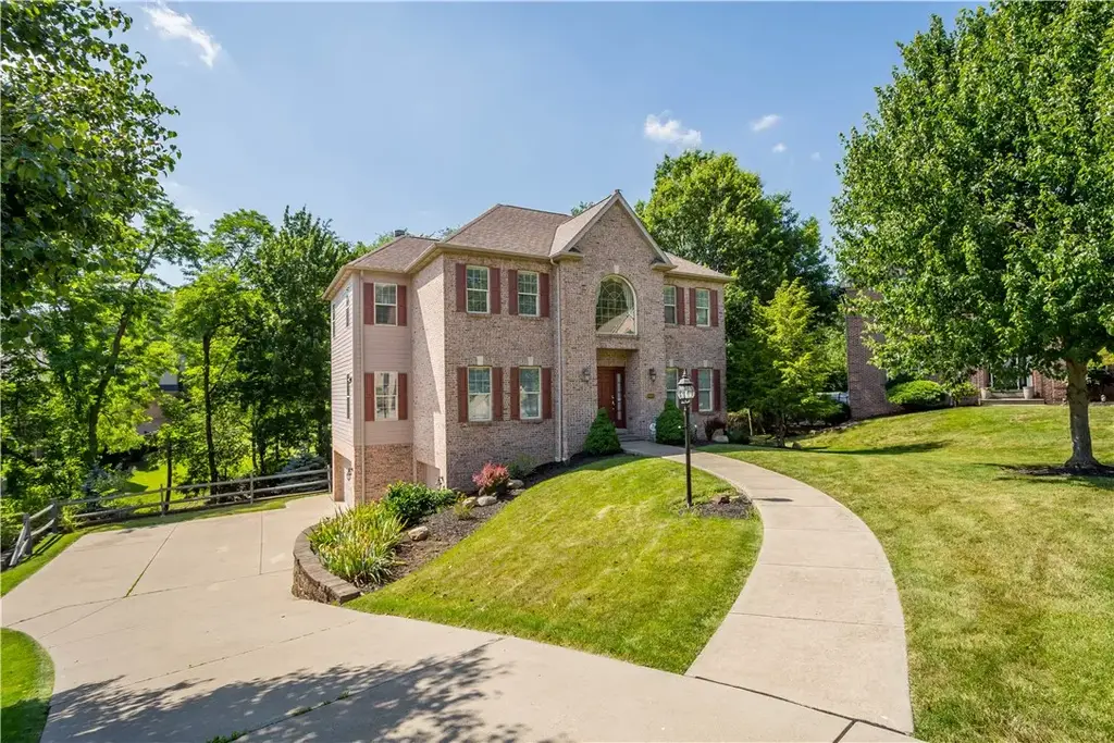 8002 Pressley Court, McCandless