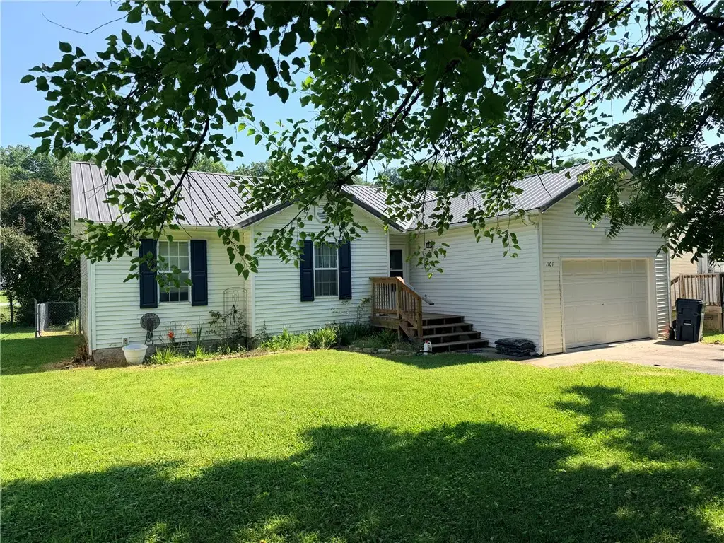 1101 W Ridge Avenue, Harrison