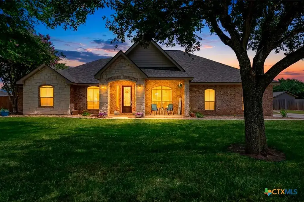 1446 Emily Lane, Seguin