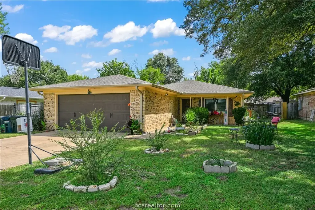 3101 Bluestem Drive, College Station