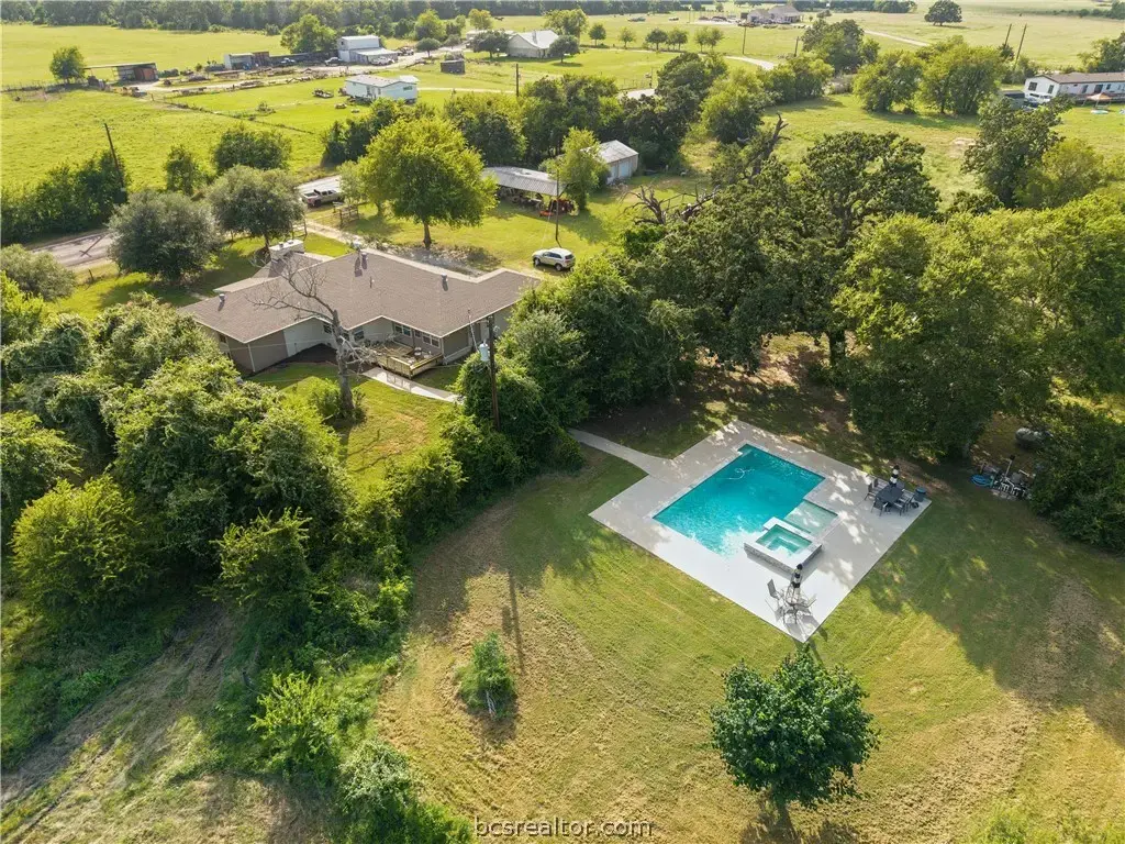 7444 Edge Cutoff Road, Bryan