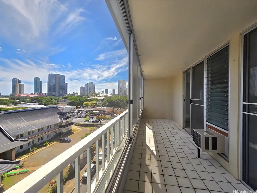 (unit #707) 1122 Elm Street, Honolulu