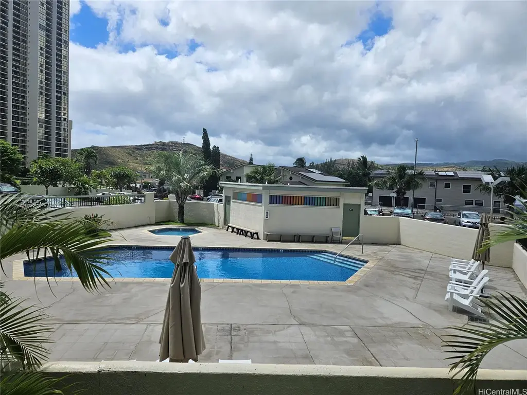 5210 Likini Street # 402, Honolulu