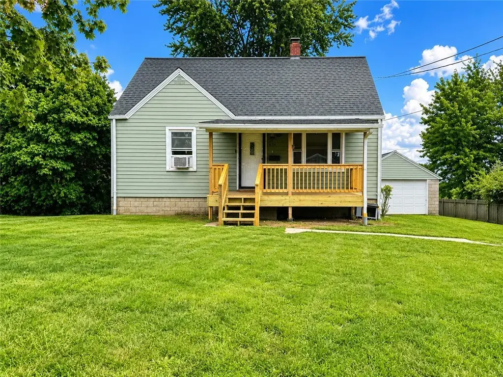 633 Crowder Avenue , Sharon