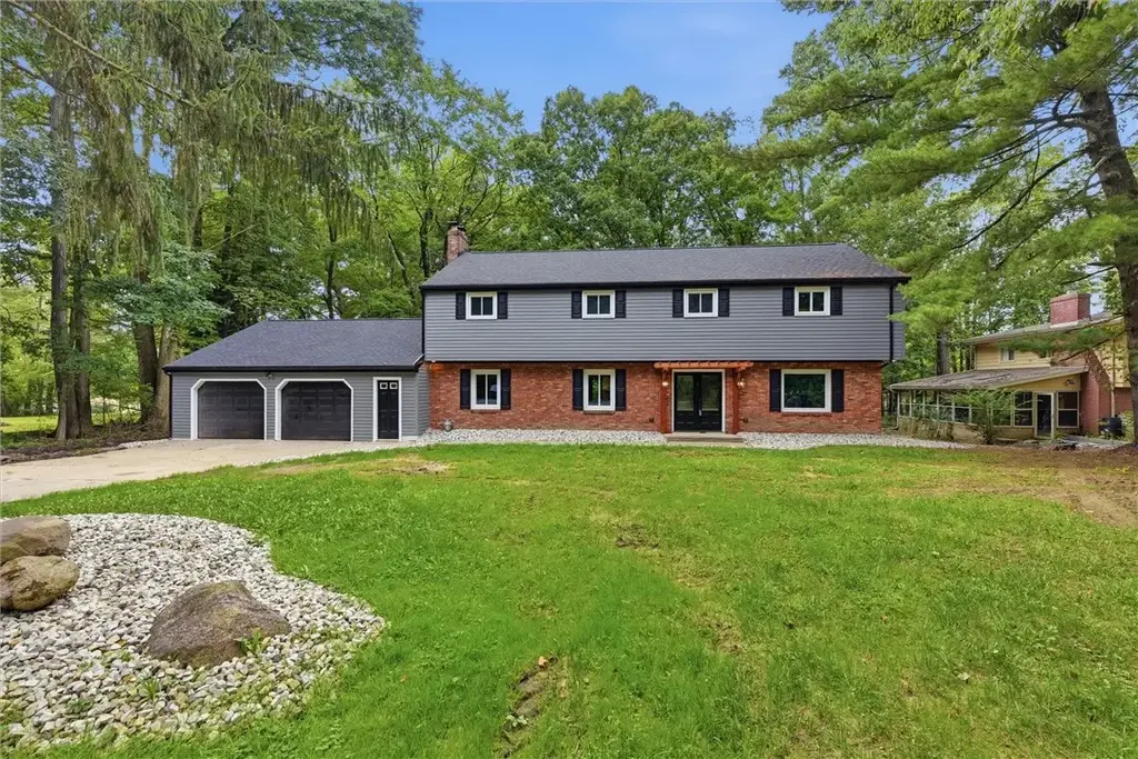 208 Lynwood Drive , Hempfield