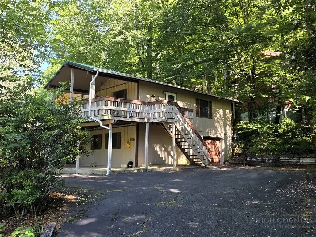 103 Pine View Road, Newland