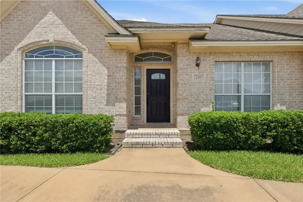 239 Navarro Drive, College Station