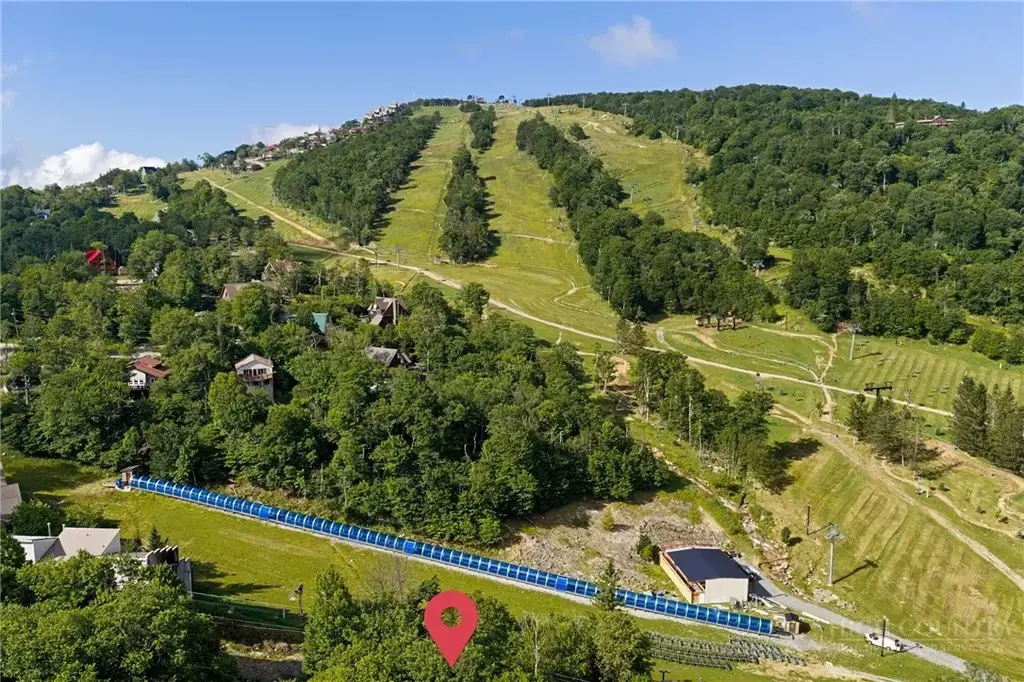 107 Wedling Weg, Beech Mountain