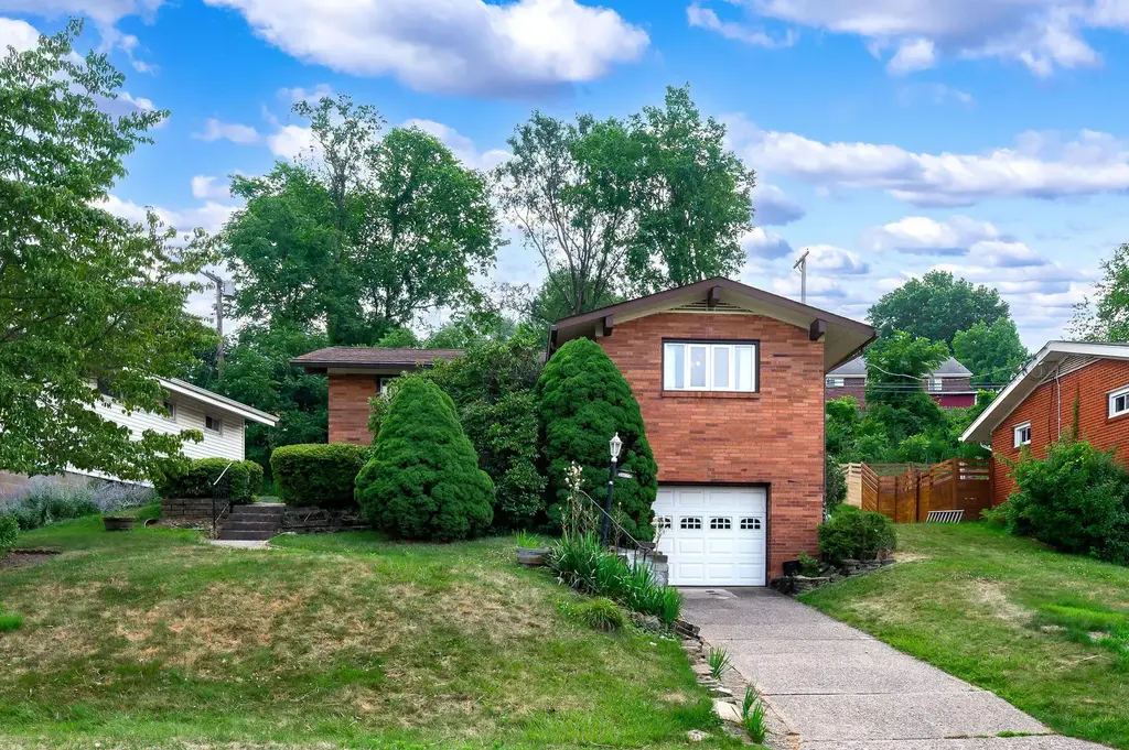 1673 Norsen Drive, Scott