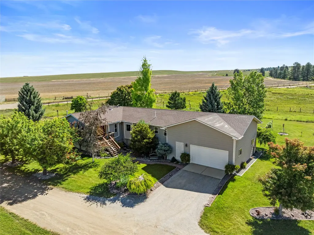 3 Stagecoach Road, East Helena