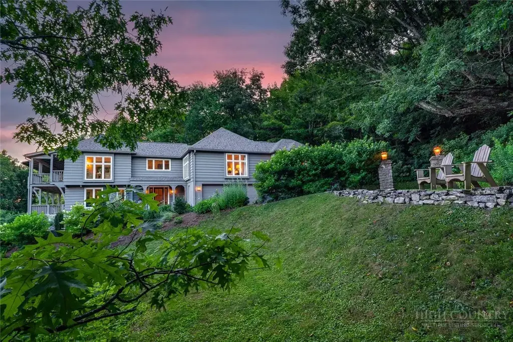 403 Laurel Park Road, Blowing Rock