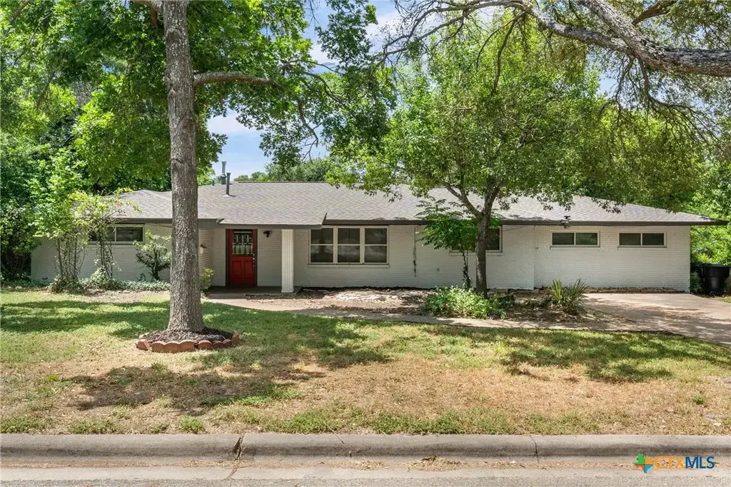 3109 W Avenue R, Temple