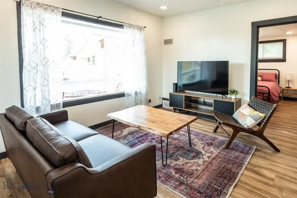 1115 W Broadway, Butte